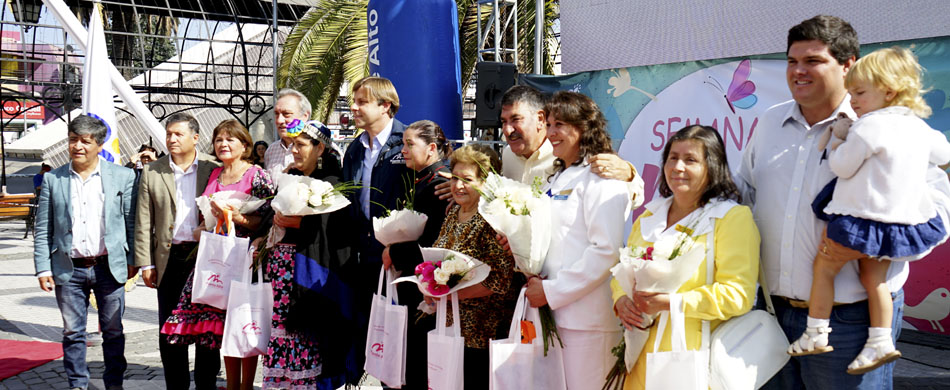 Reconocimiento a destacadas mujeres del ámbito cultural.