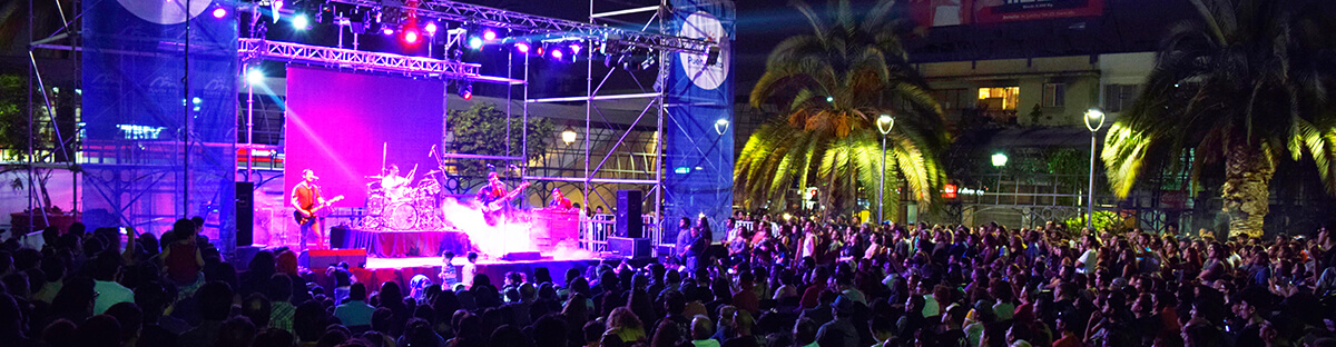 Con éxito se realizó el tributo a Pink Floyd en la Plaza de Puente Alto. 