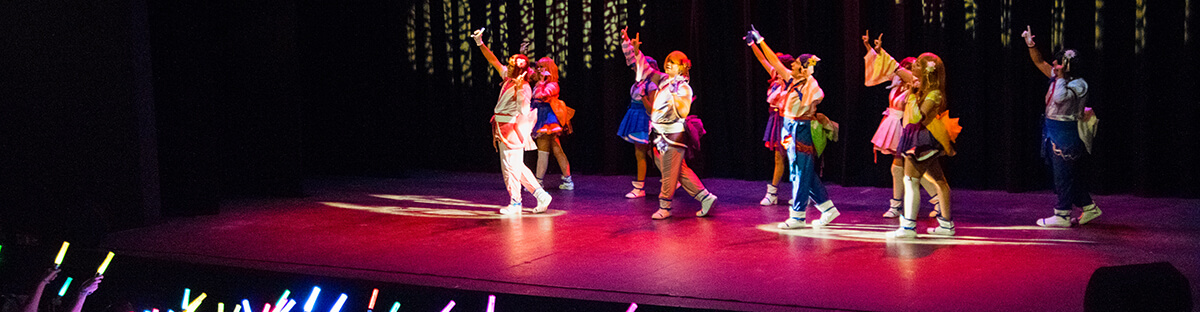 Jóvenes cantaron y bailaron junto a distintas bandas cover J-Pop.